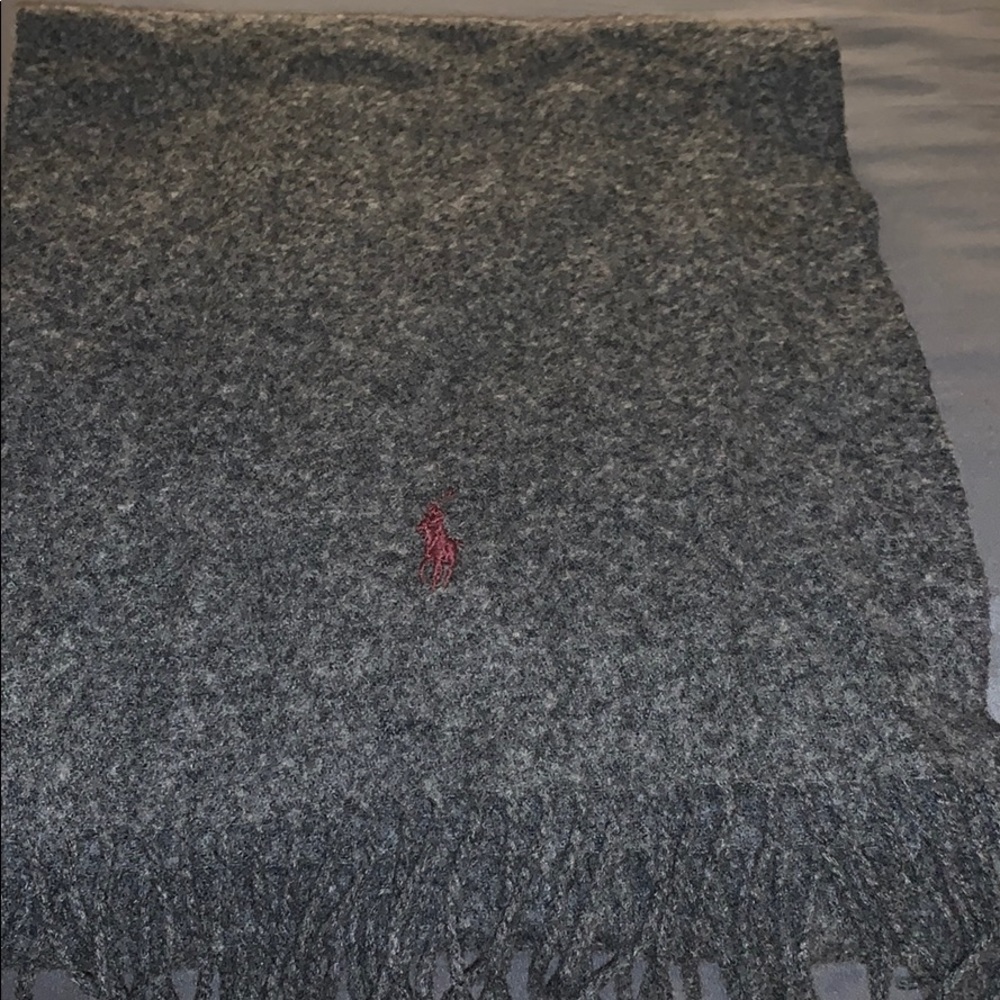 Ralph Lauren gray scarf.